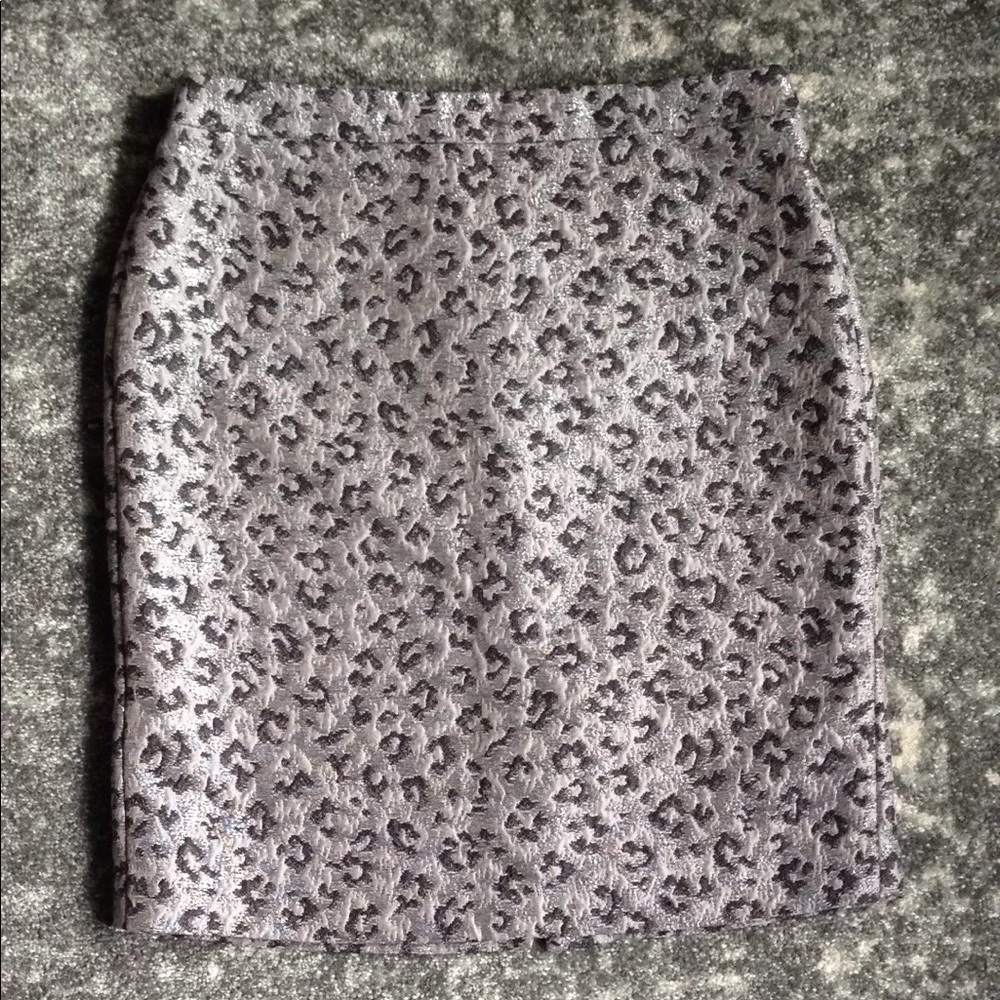 Loft metallic leopard pencil skirt size 4